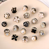 CharmPins™ - Kleed je outfits met gemak aan - Azora